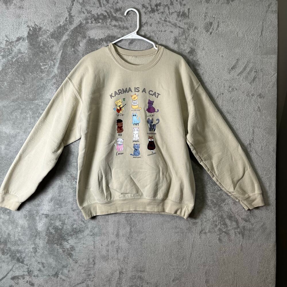 Karma Is A Cat Graphic Crewneck Sweatshirt Eras‎ Cats Beige Pullover Size Large